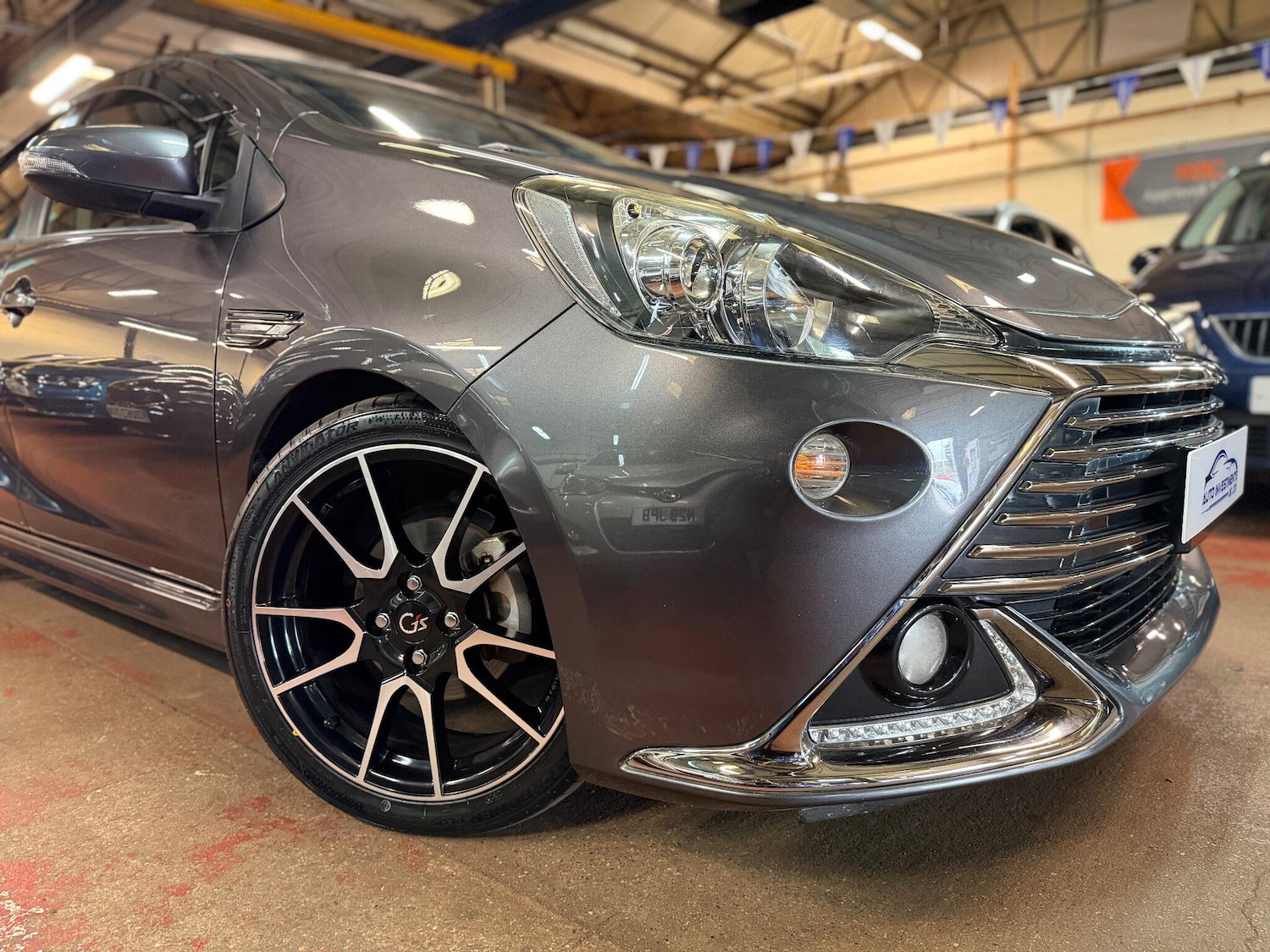 Used Toyota Aqua for sale - 76538836: Photo 8