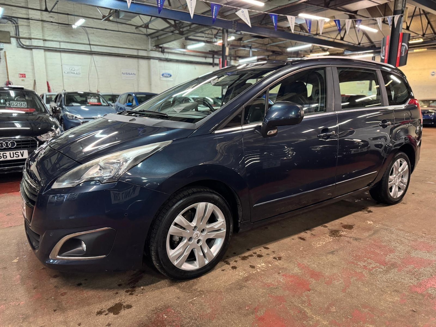 Used Peugeot 5008 2014 for sale - 77510388: Photo 3