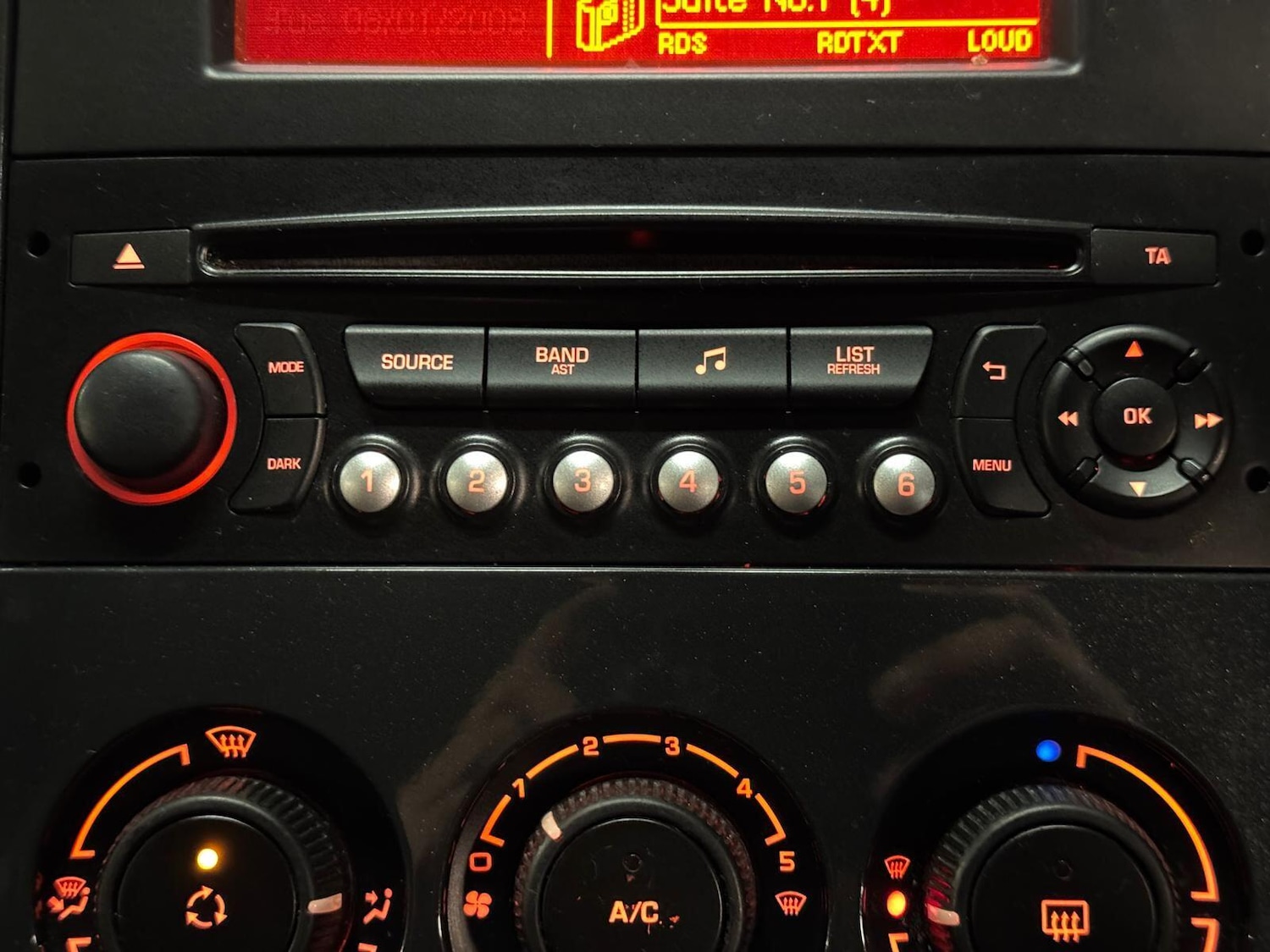 Used Peugeot 5008 2014 for sale - 77510388: Photo 33