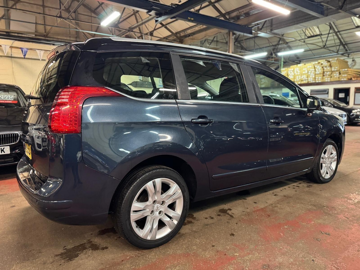 Used Peugeot 5008 2014 for sale - 77510388: Photo 6