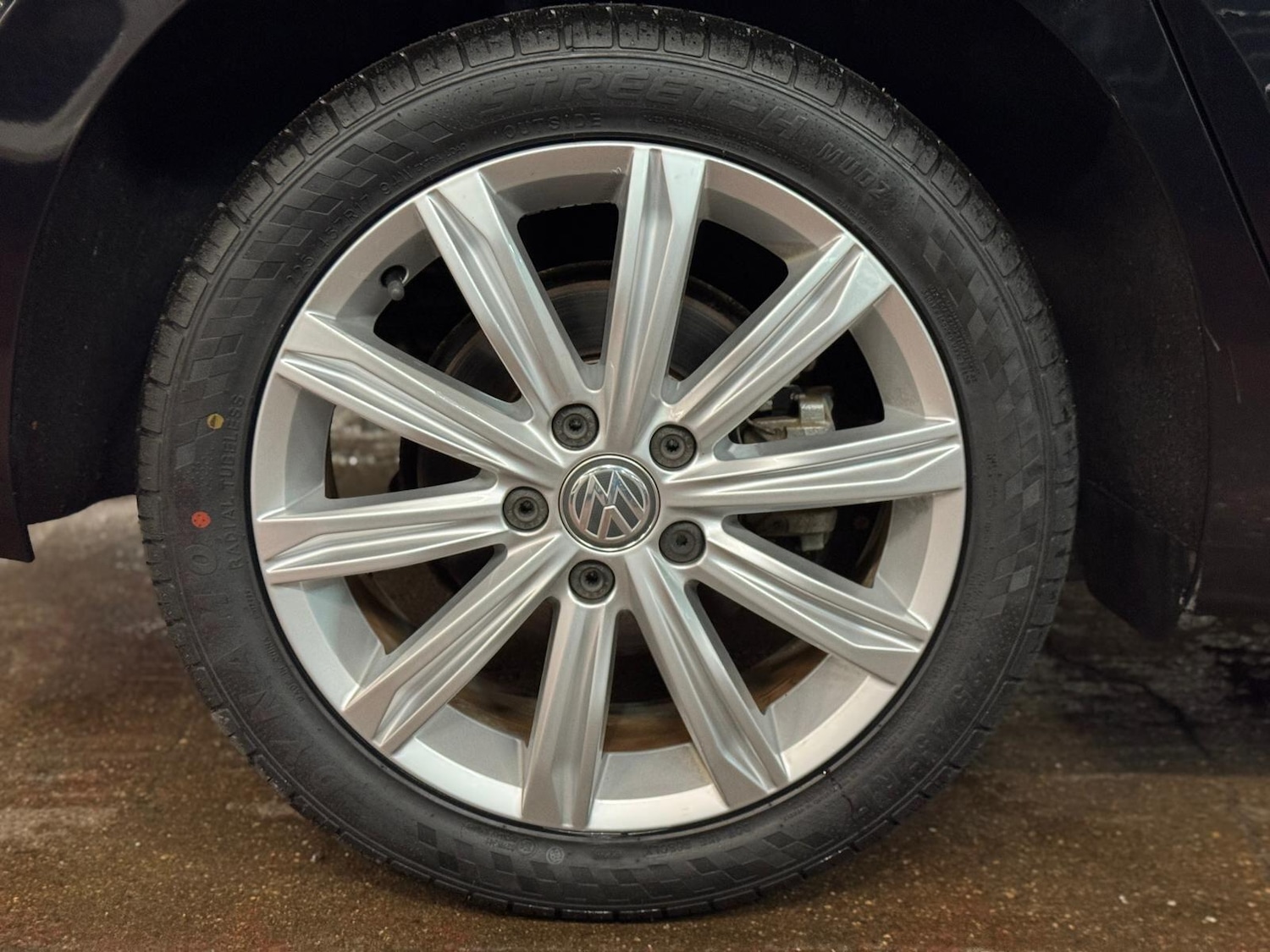 Used Volkswagen Touran for sale - 76538720: Photo 15