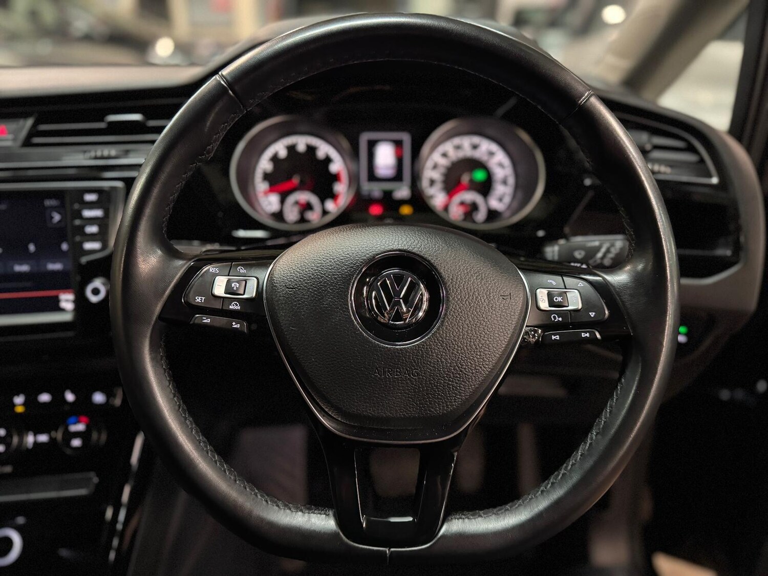 Used Volkswagen Touran for sale - 76538720: Photo 37