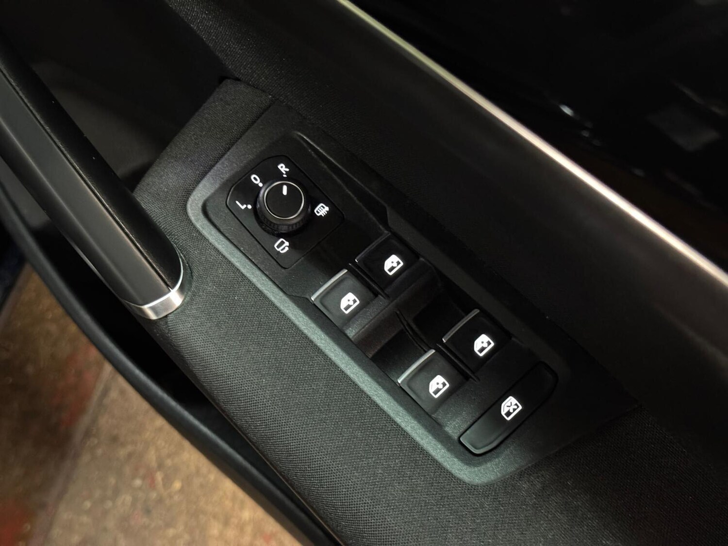 Used Volkswagen Touran for sale - 76538720: Photo 42