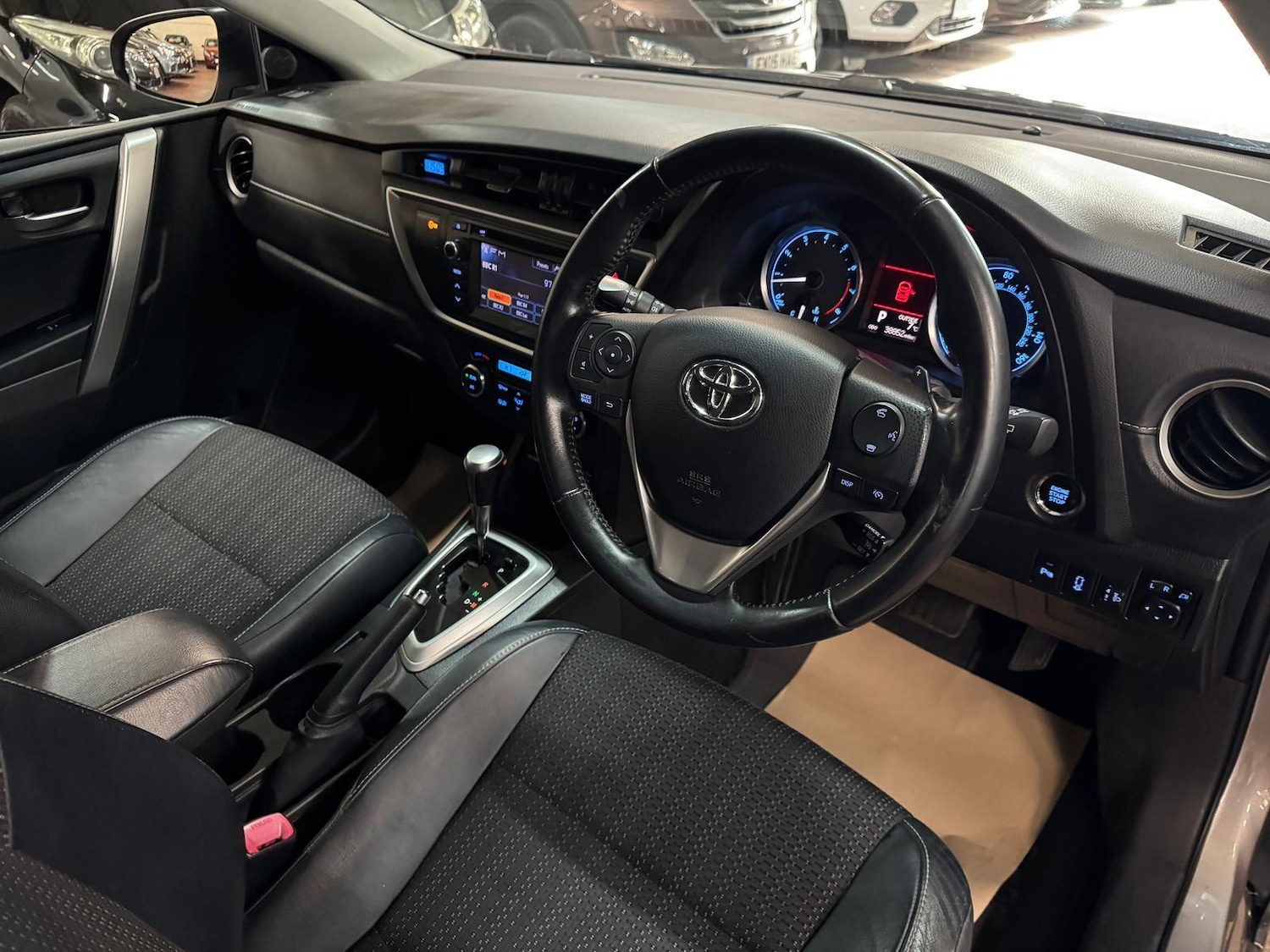 Used Toyota Auris 2013 for sale - 77387648: Photo 18