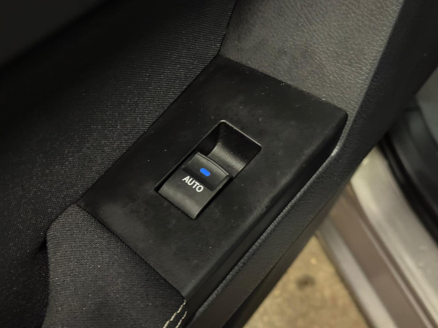 Used Toyota Auris 2013 for sale - 77387648: Photo 31