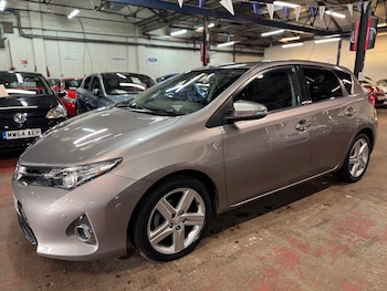 Used Toyota Auris 2013 for sale - 77387648: Photo