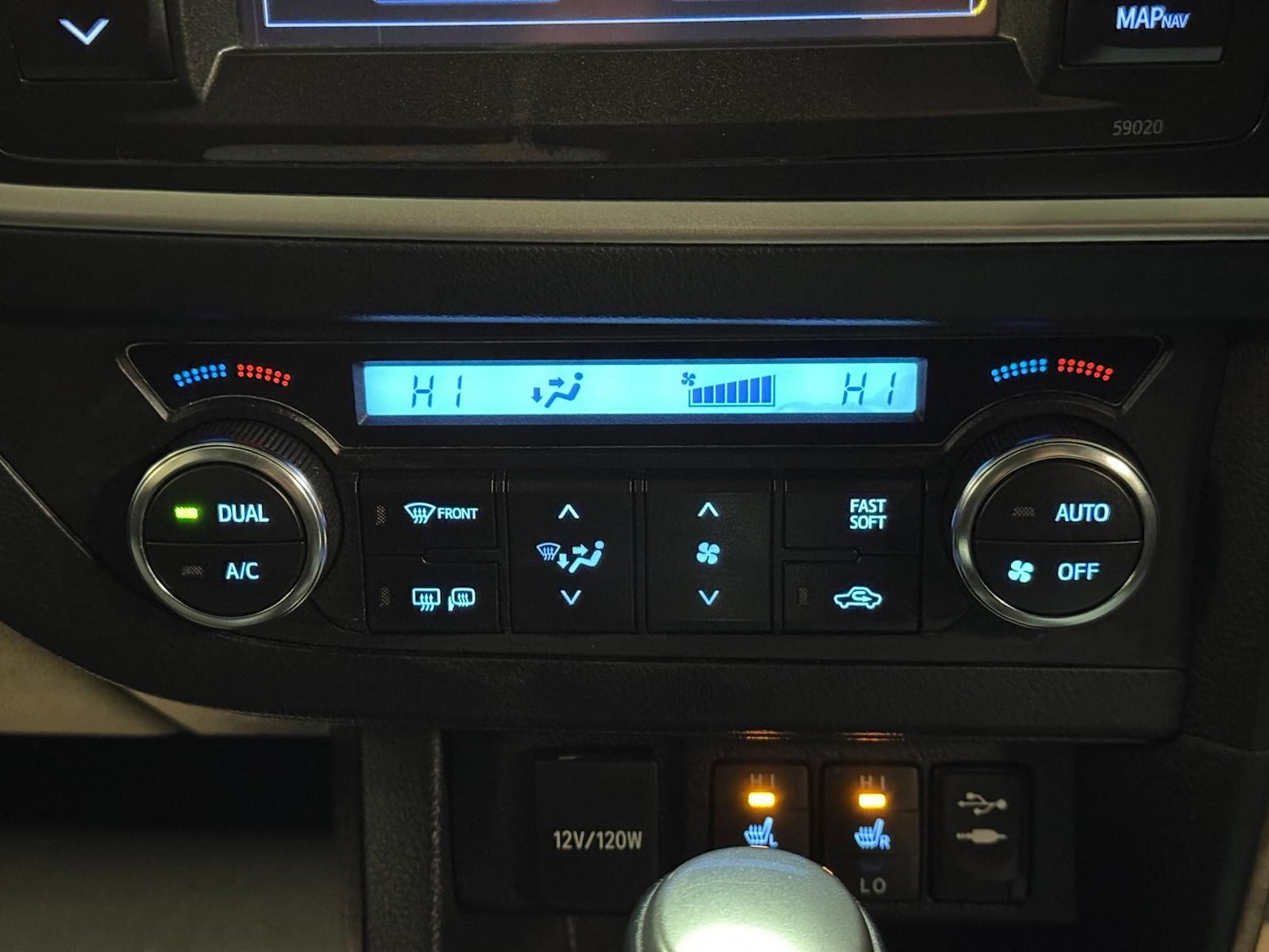 Used Toyota Auris 2013 for sale - 77387648: Photo 43