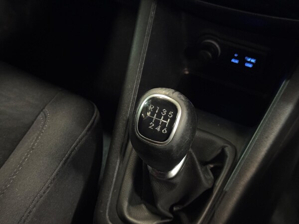 Used Hyundai Ix20 2017 for sale - 76002423: Photo 40