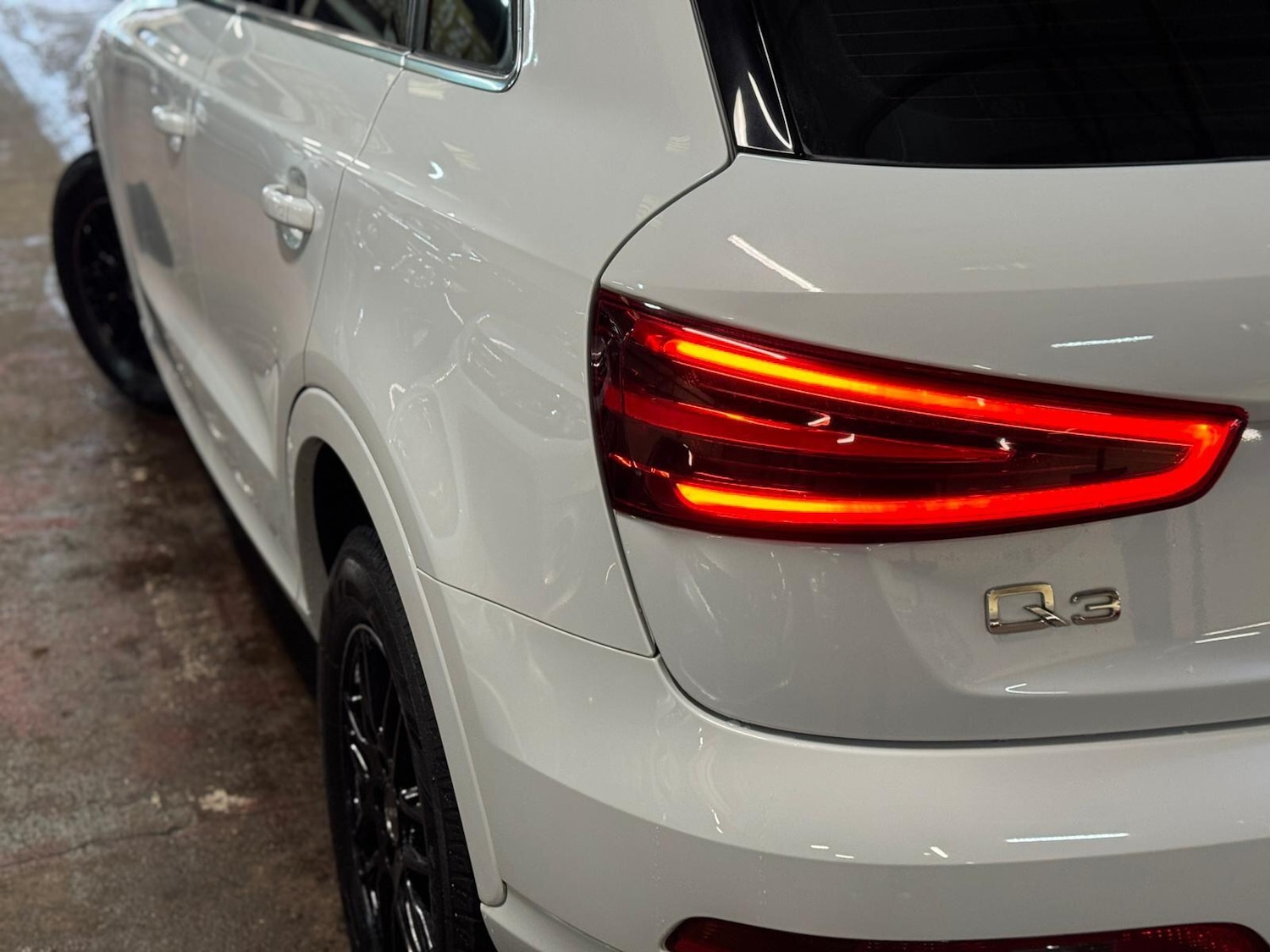 Used Audi Q3 for sale - 76371076: Photo 14