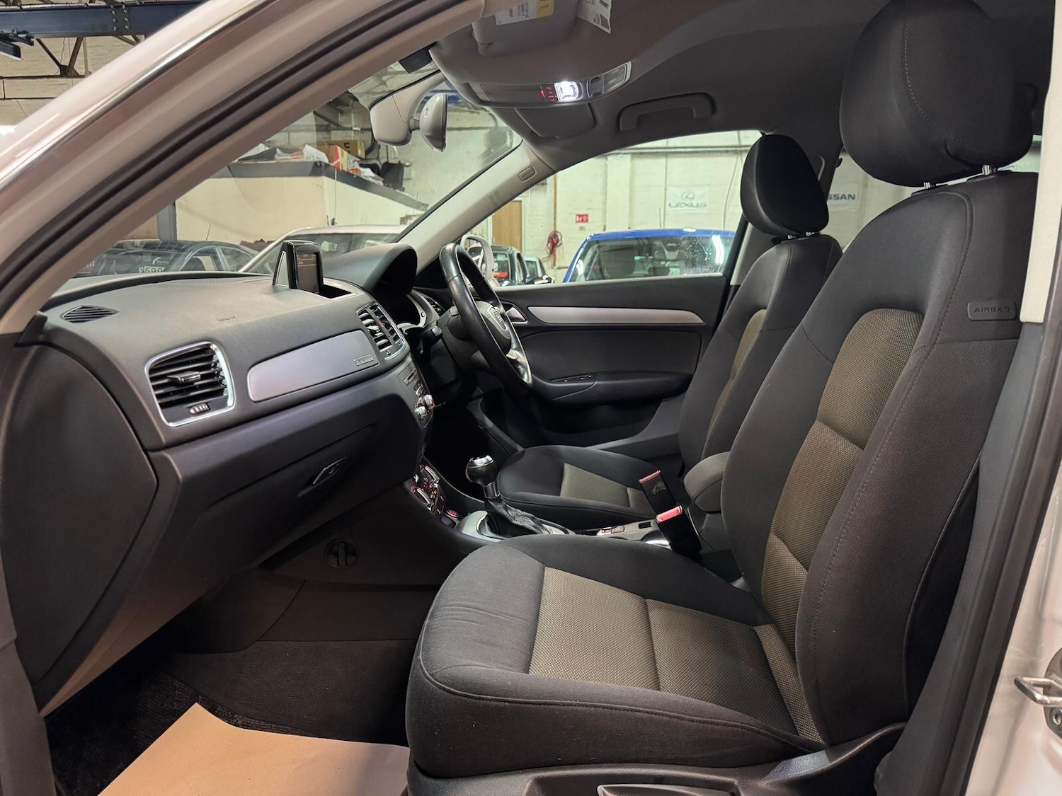 Used Audi Q3 for sale - 76371076: Photo 21