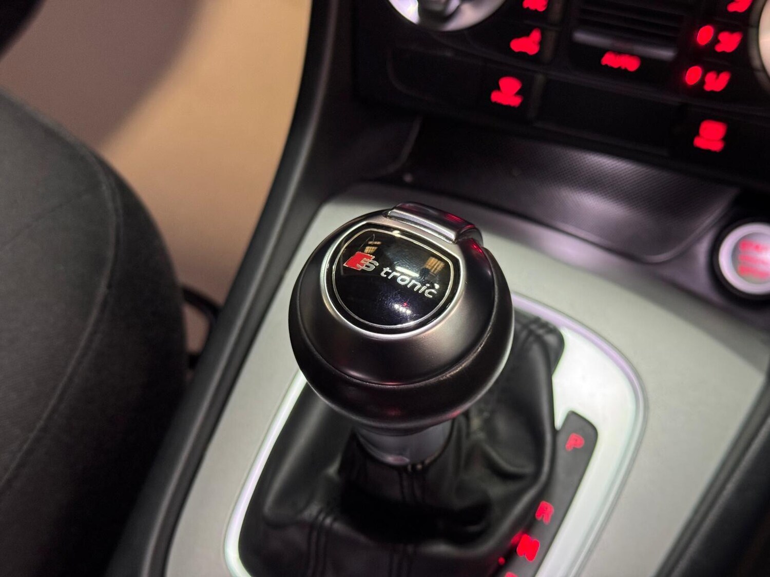 Used Audi Q3 for sale - 76371076: Photo 51