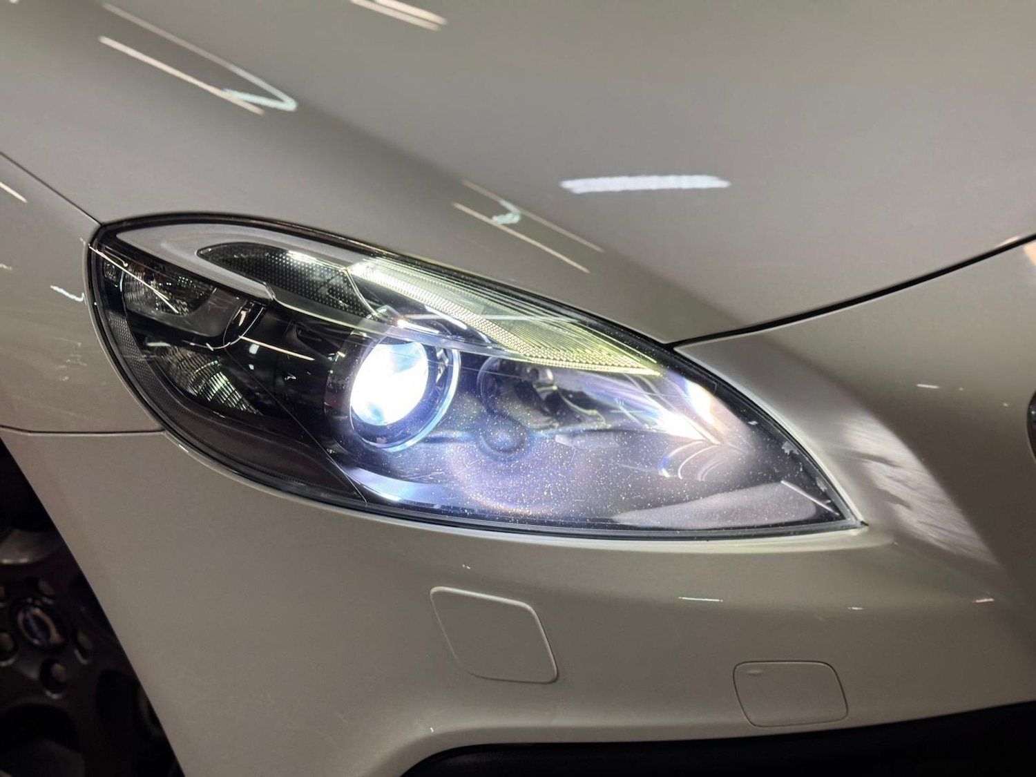 Used Volvo V40 Cross Country for sale - 76839923: Photo 10