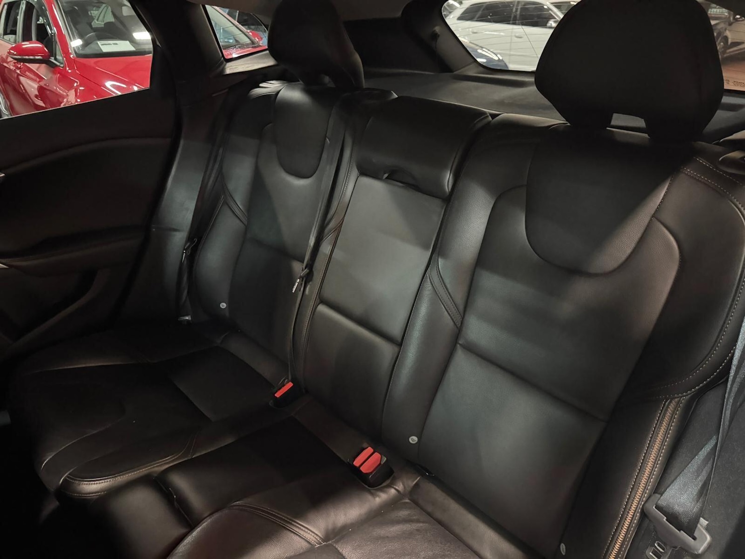 Used Volvo V40 Cross Country for sale - 76839923: Photo 25