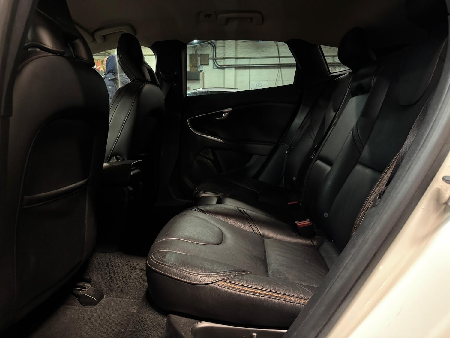 Used Volvo V40 Cross Country for sale - 76839923: Photo 29