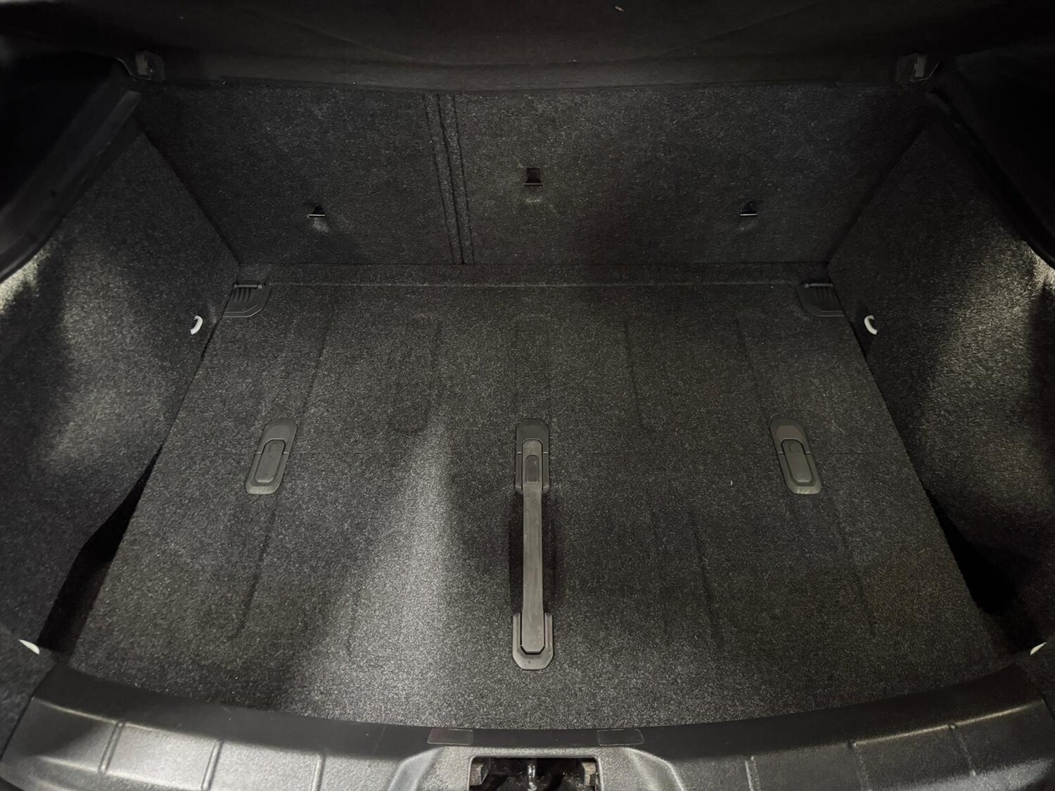 Used Volvo V40 Cross Country for sale - 76839923: Photo 48