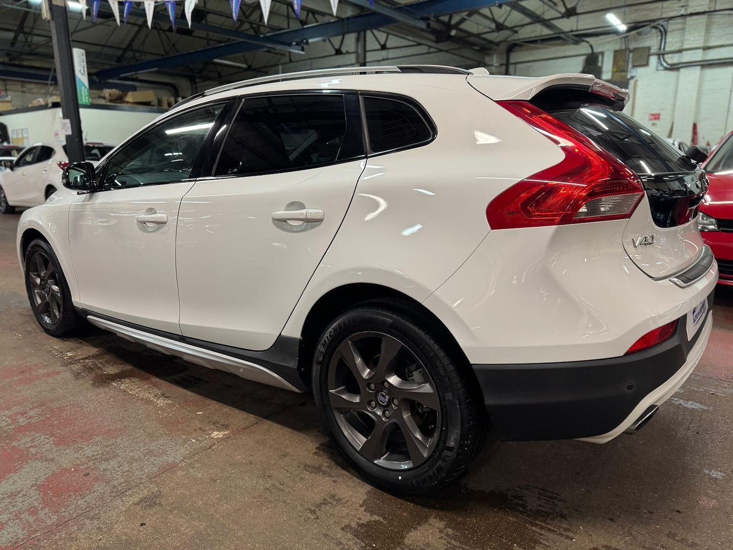 Used Volvo V40 Cross Country for sale - 76839923: Photo 6