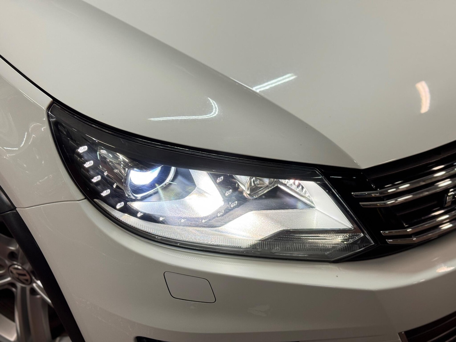 Used Volkswagen Tiguan for sale - 76538574: Photo 10