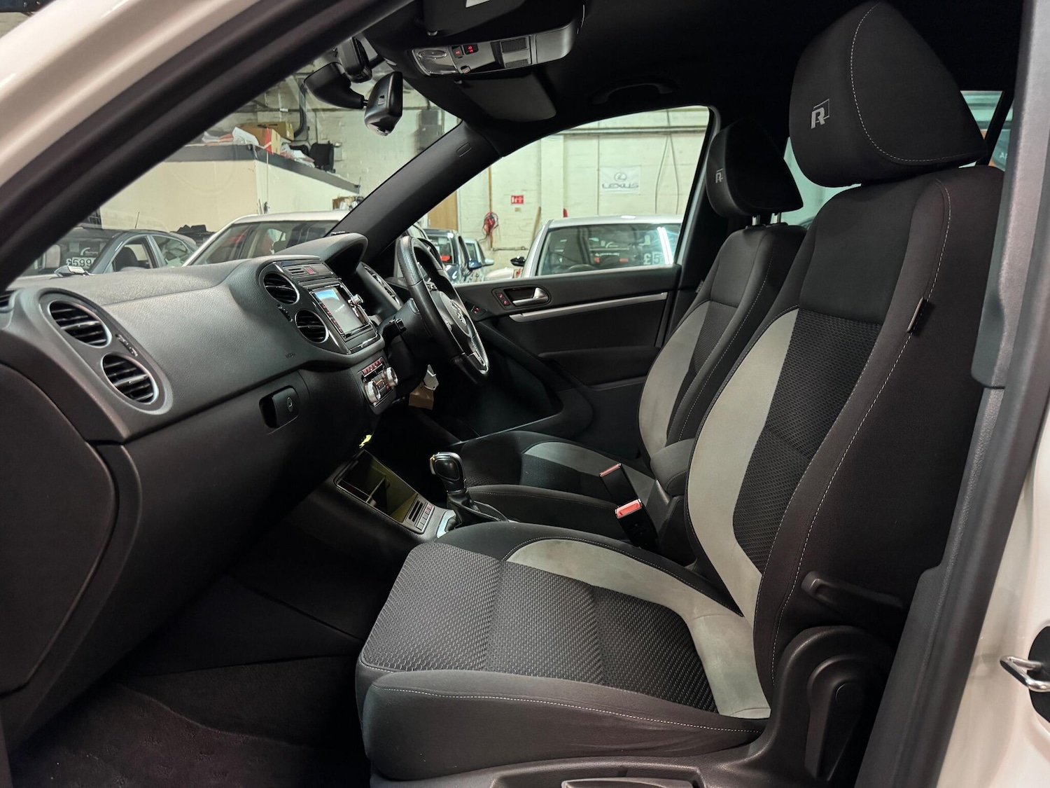 Used Volkswagen Tiguan for sale - 76538574: Photo 21