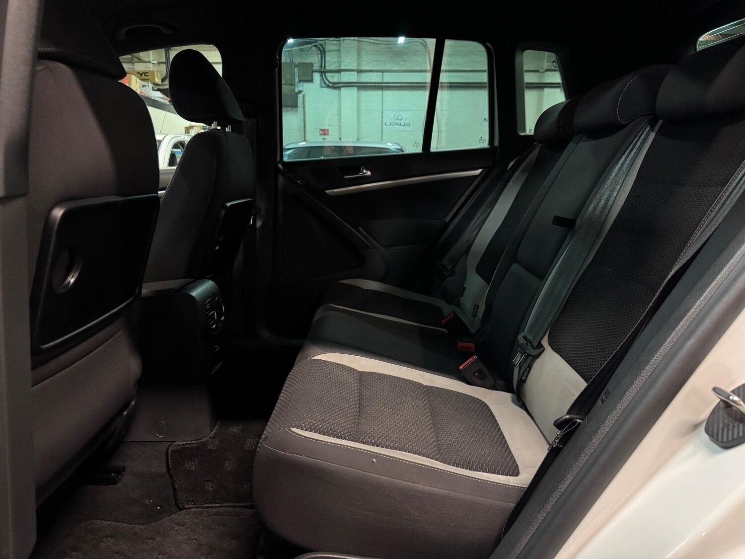 Used Volkswagen Tiguan for sale - 76538574: Photo 27