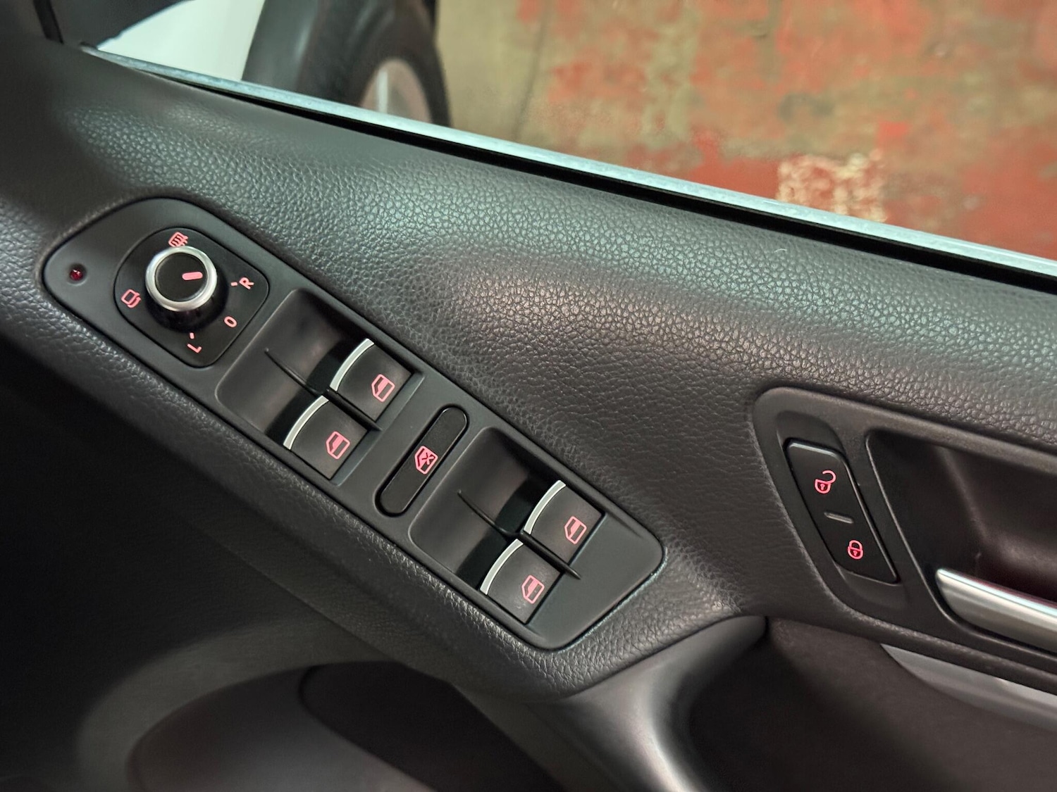 Used Volkswagen Tiguan for sale - 76538574: Photo 34