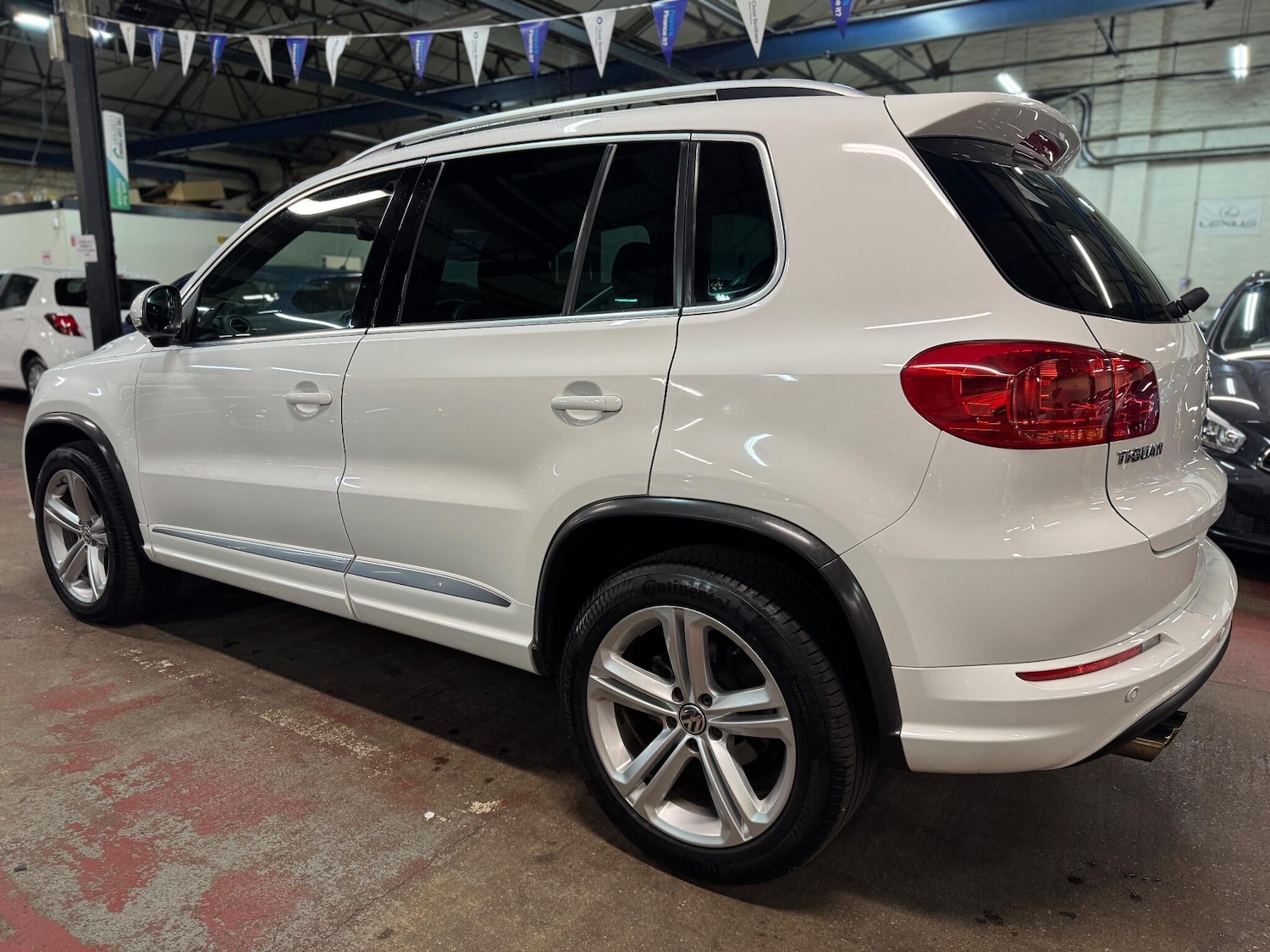 Used Volkswagen Tiguan for sale - 76538574: Photo 6