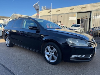 Used Volkswagen Passat 2011 for sale - 77050036: Photo