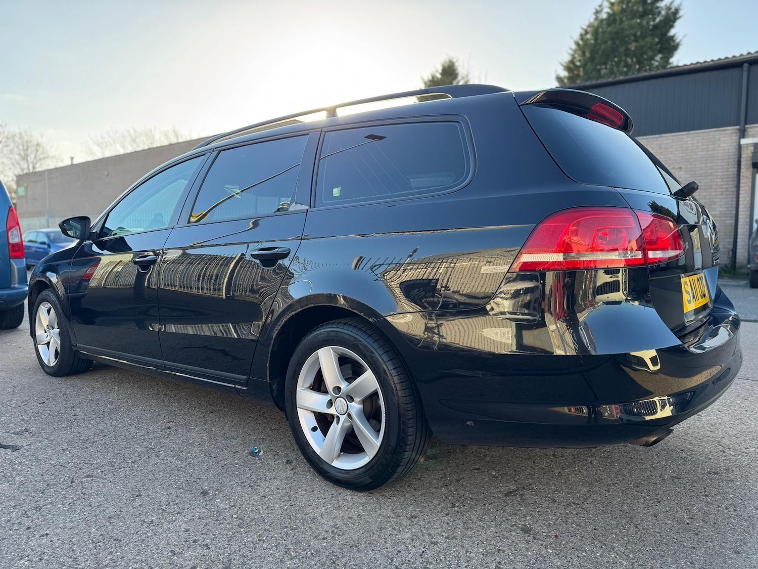 Used Volkswagen Passat 2011 for sale - 77050036: Photo 4
