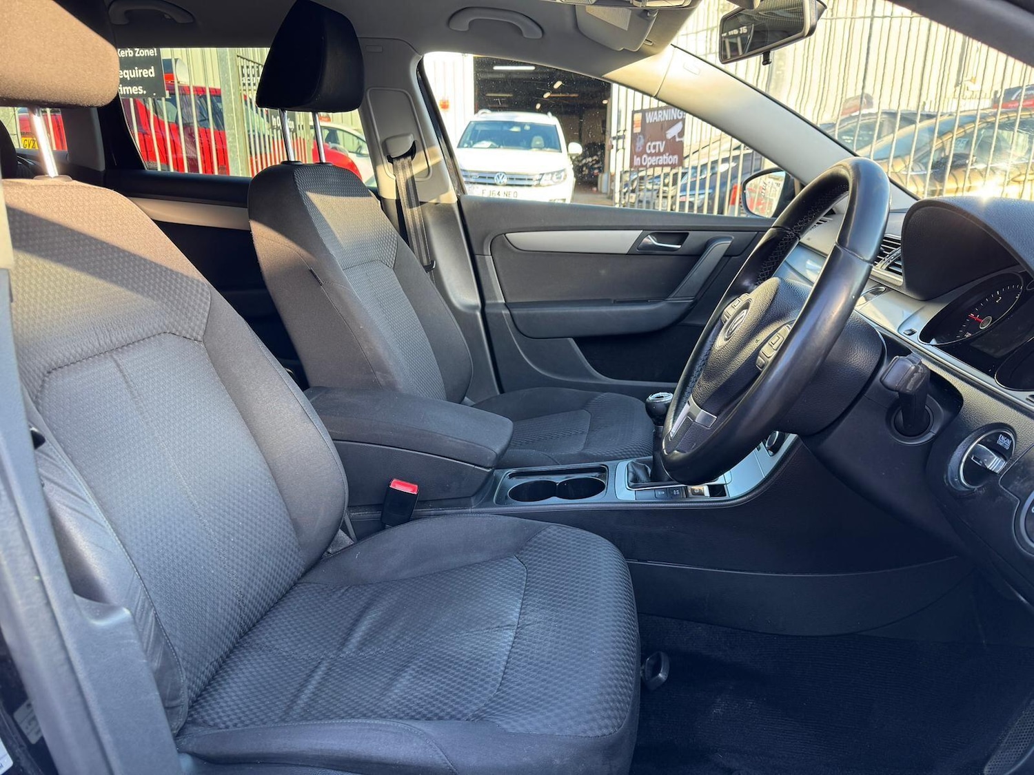 Used Volkswagen Passat 2011 for sale - 77050036: Photo 7