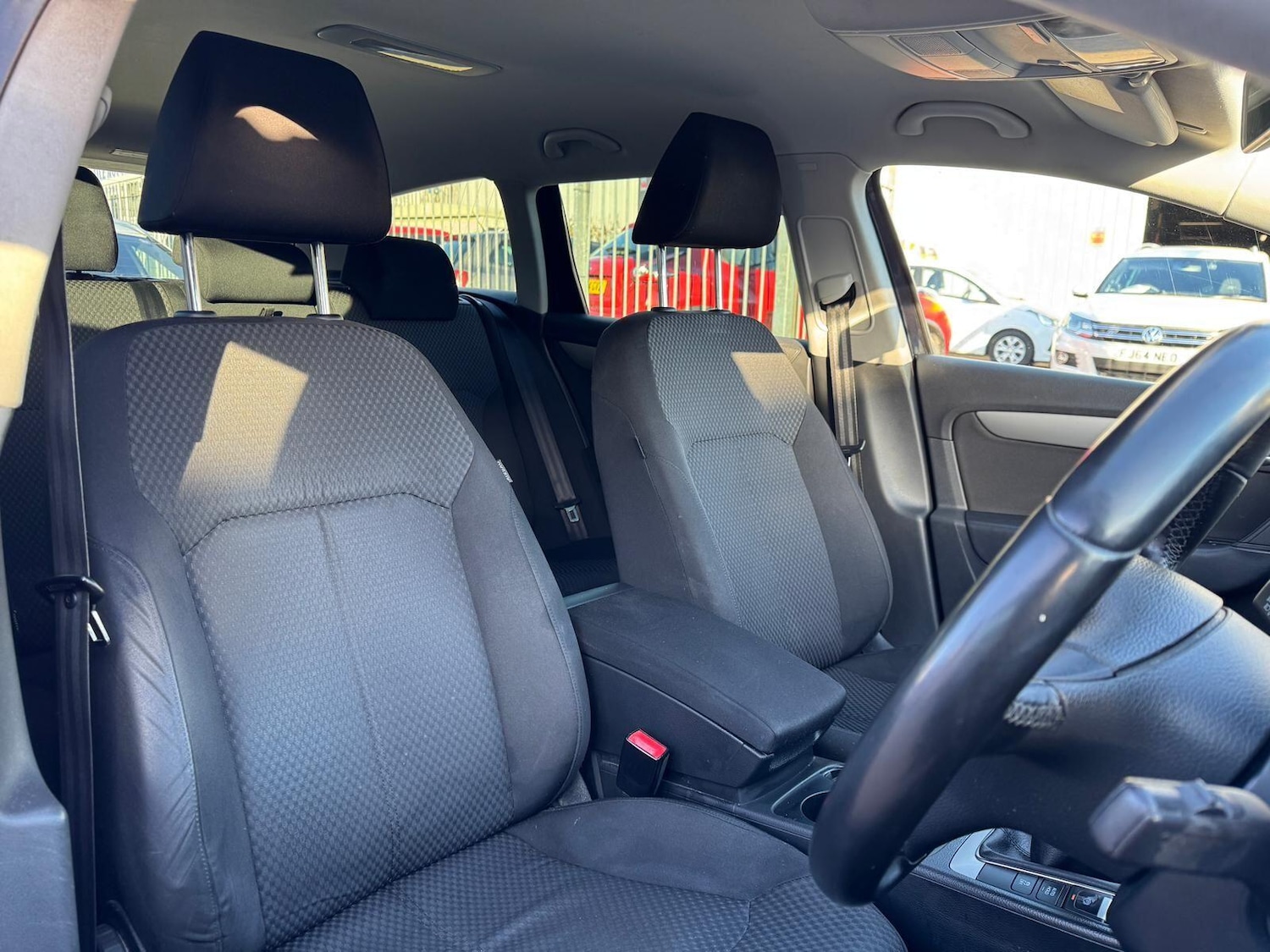 Used Volkswagen Passat 2011 for sale - 77050036: Photo 9