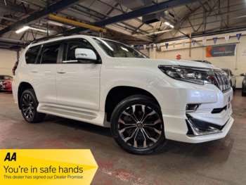 2025 (19) - 2.8D Invincible Auto 4WD Euro 6 5dr (7 Seat)