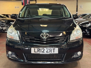 Used Toyota Verso 2012 for sale - 79412615: Photo