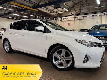 Used Toyota Auris 2014 for sale - 78335235: Photo