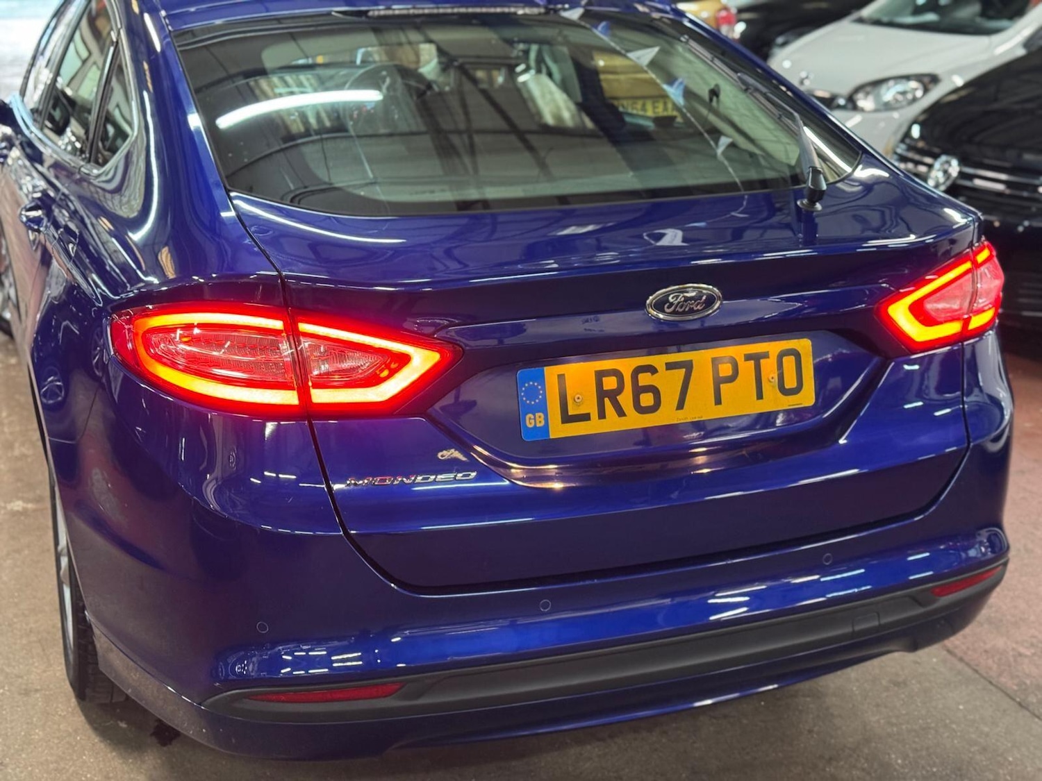 Used Ford Mondeo 2017 for sale - 77029256: Photo 12