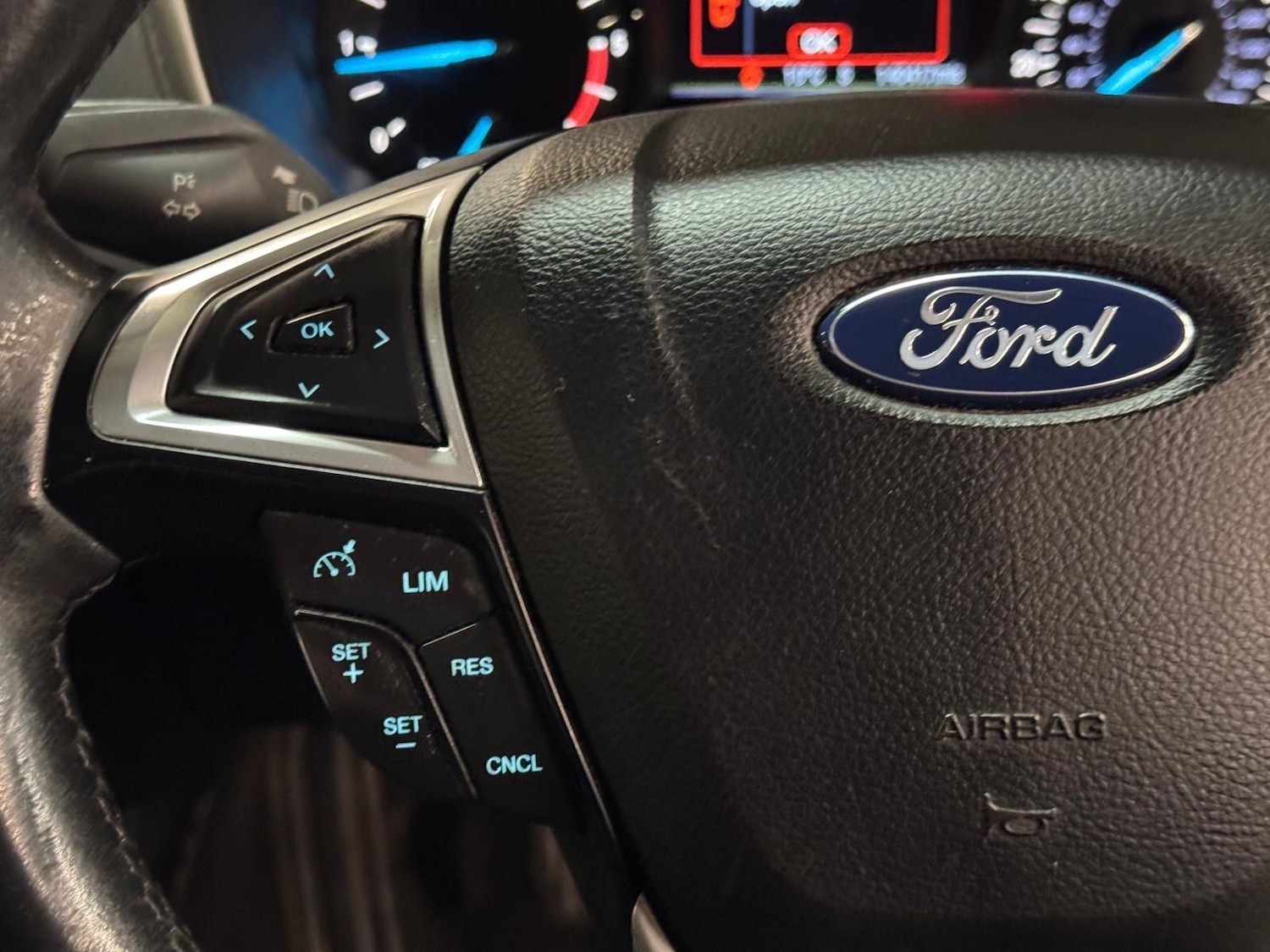 Used Ford Mondeo 2017 for sale - 77029256: Photo 33