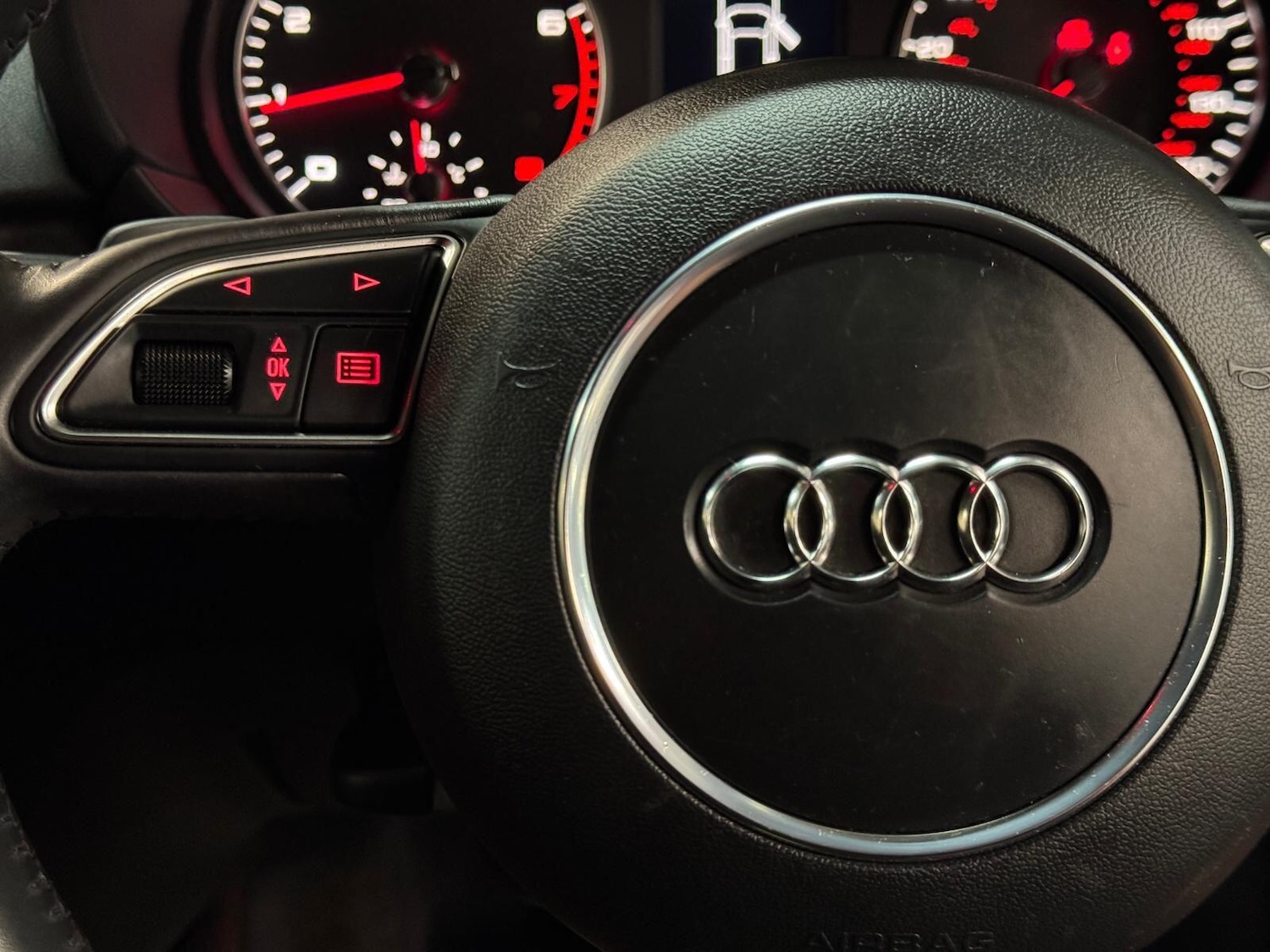 Used Audi A1 for sale - 76991510: Photo 37