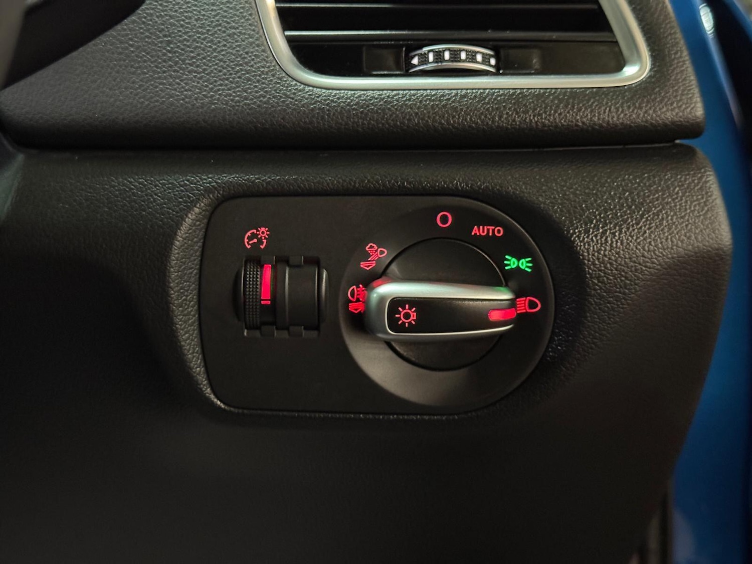 Used Audi Q3 for sale - 77768870: Photo 55