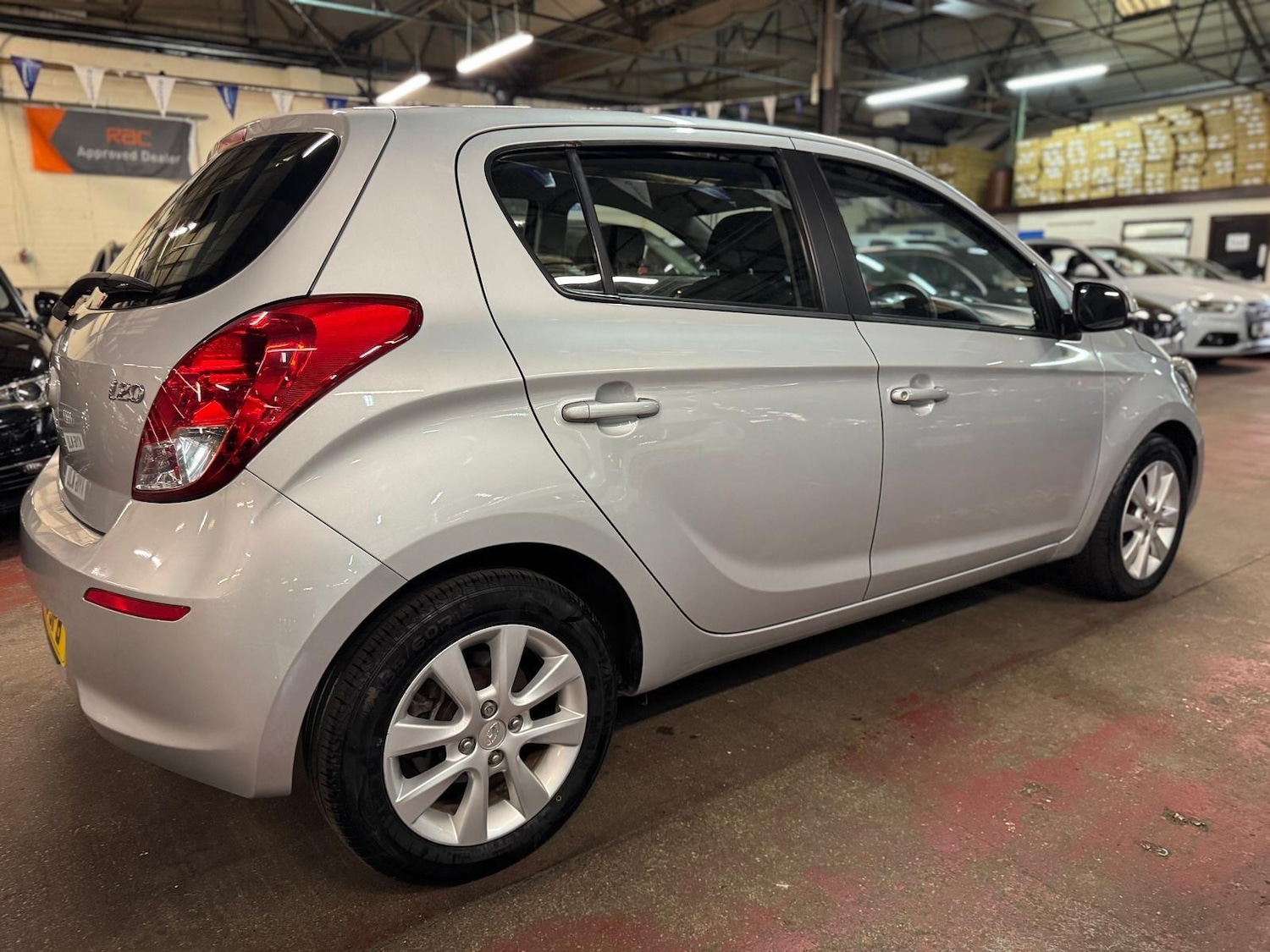 Used Hyundai i20 2012 for sale - 76996011: Photo 4