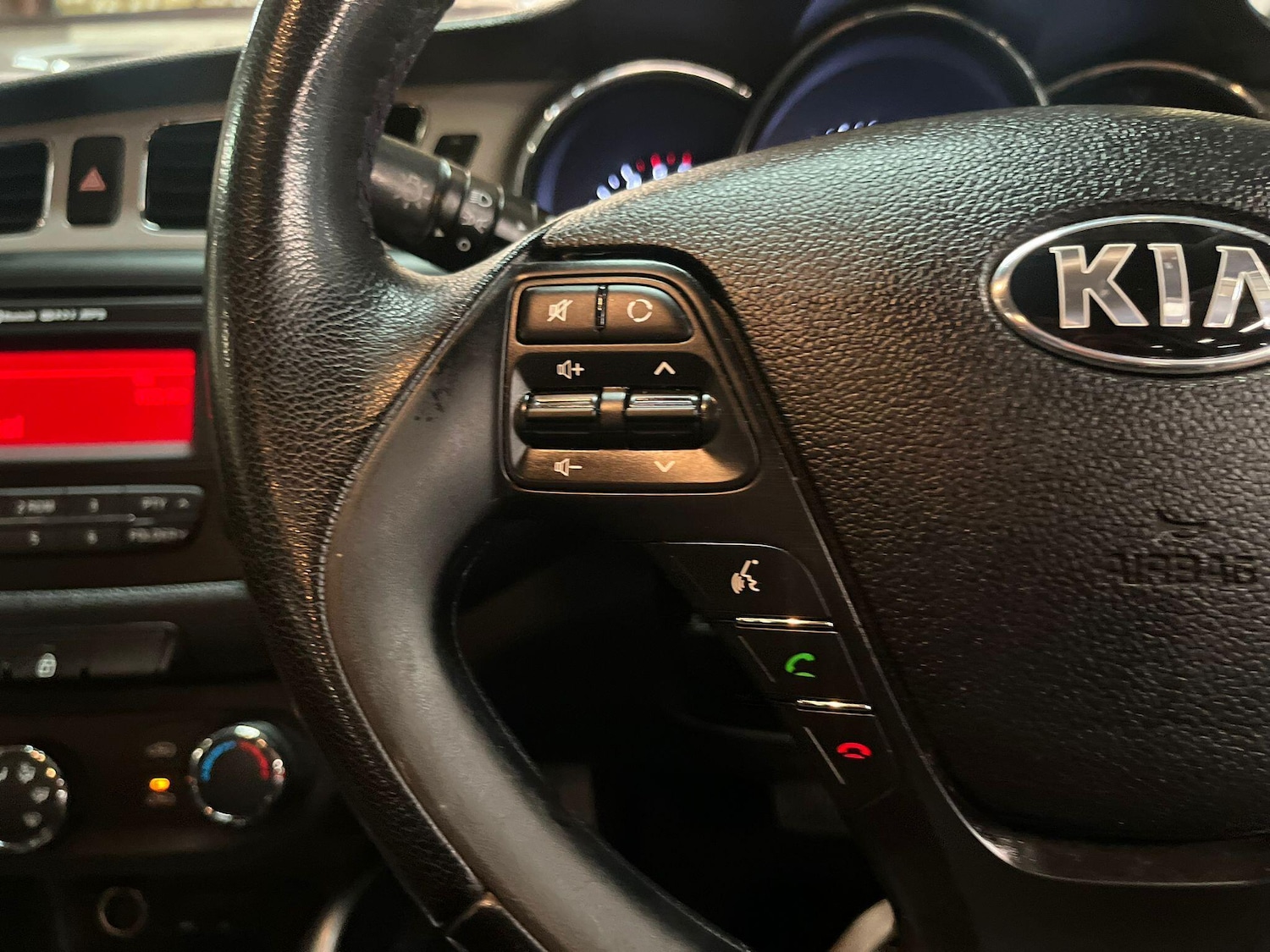 Used Kia Ceed 2014 for sale - 75883310: Photo 29