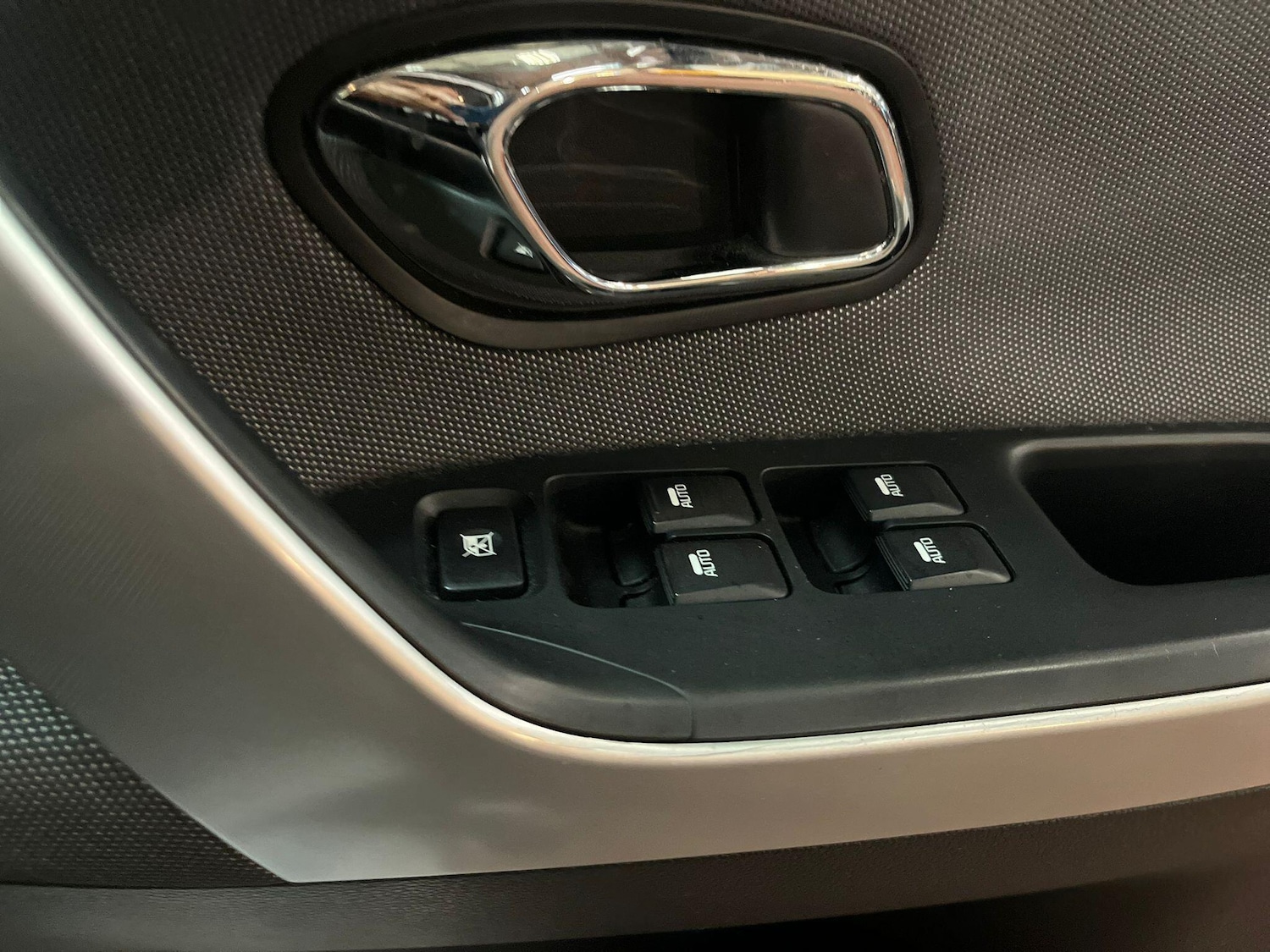 Used Kia Ceed 2014 for sale - 75883310: Photo 32