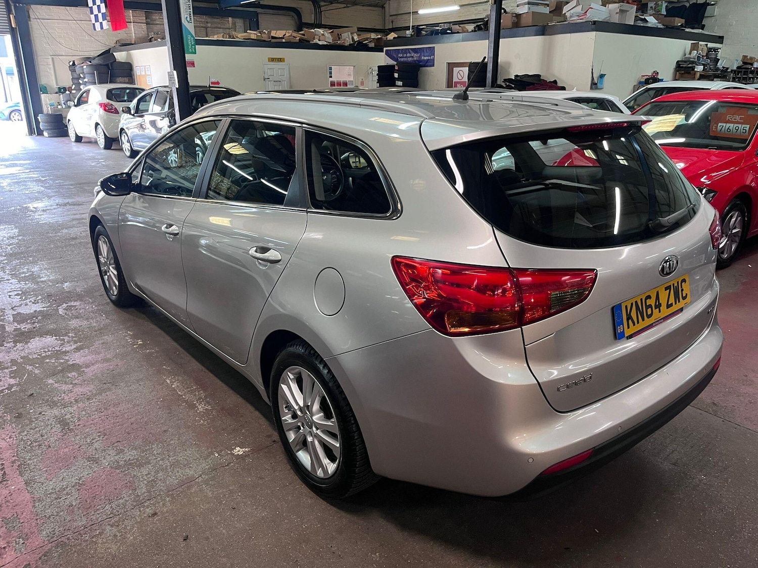 Used Kia Ceed 2014 for sale - 75883310: Photo 9