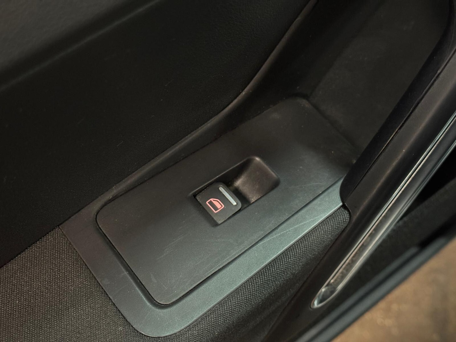 Used Volkswagen Beetle for sale - 76898777: Photo 32