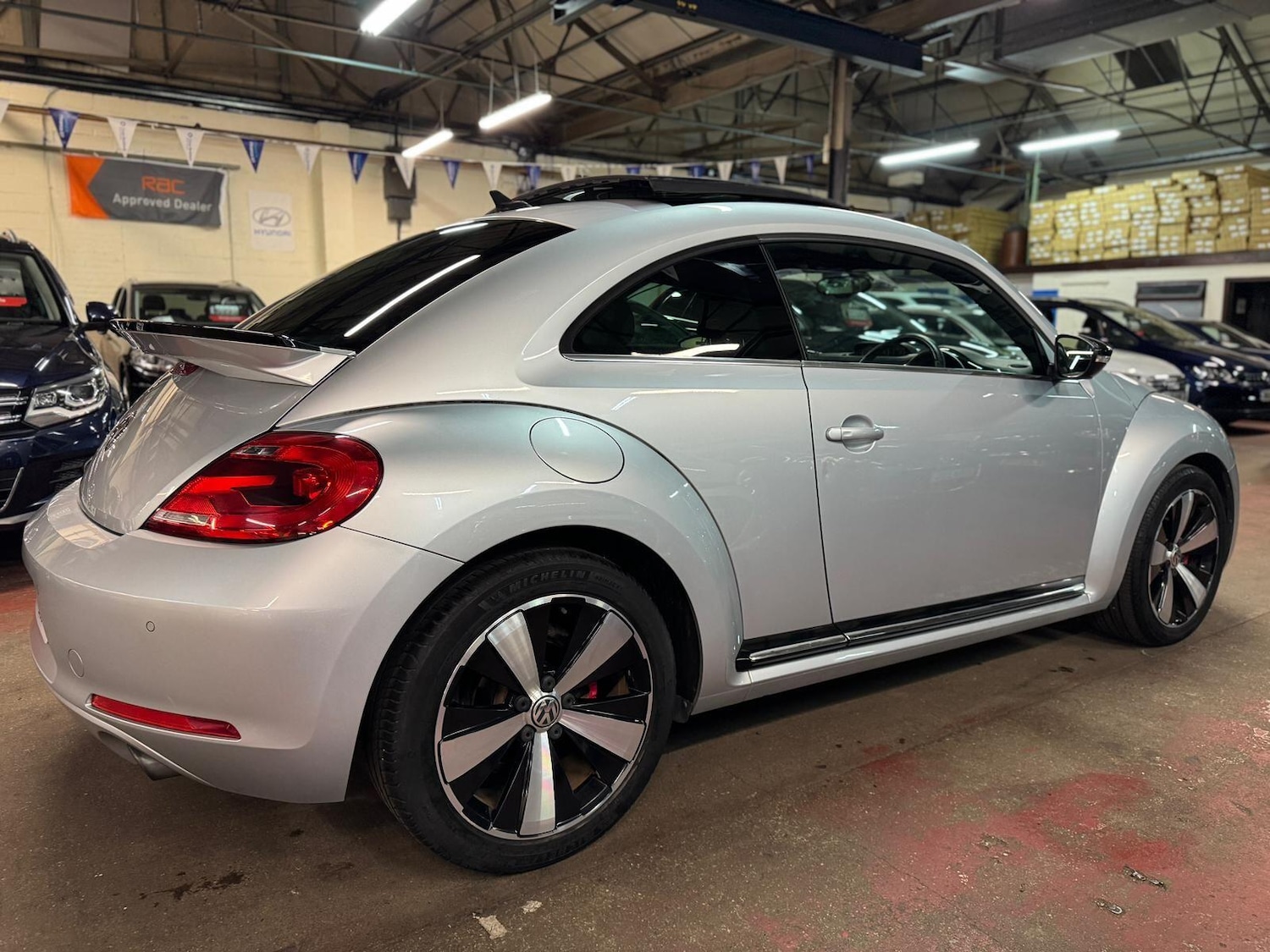 Used Volkswagen Beetle for sale - 76898777: Photo 6
