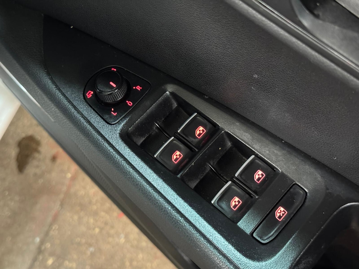 Used SEAT Leon 2015 for sale - 77670432: Photo 40