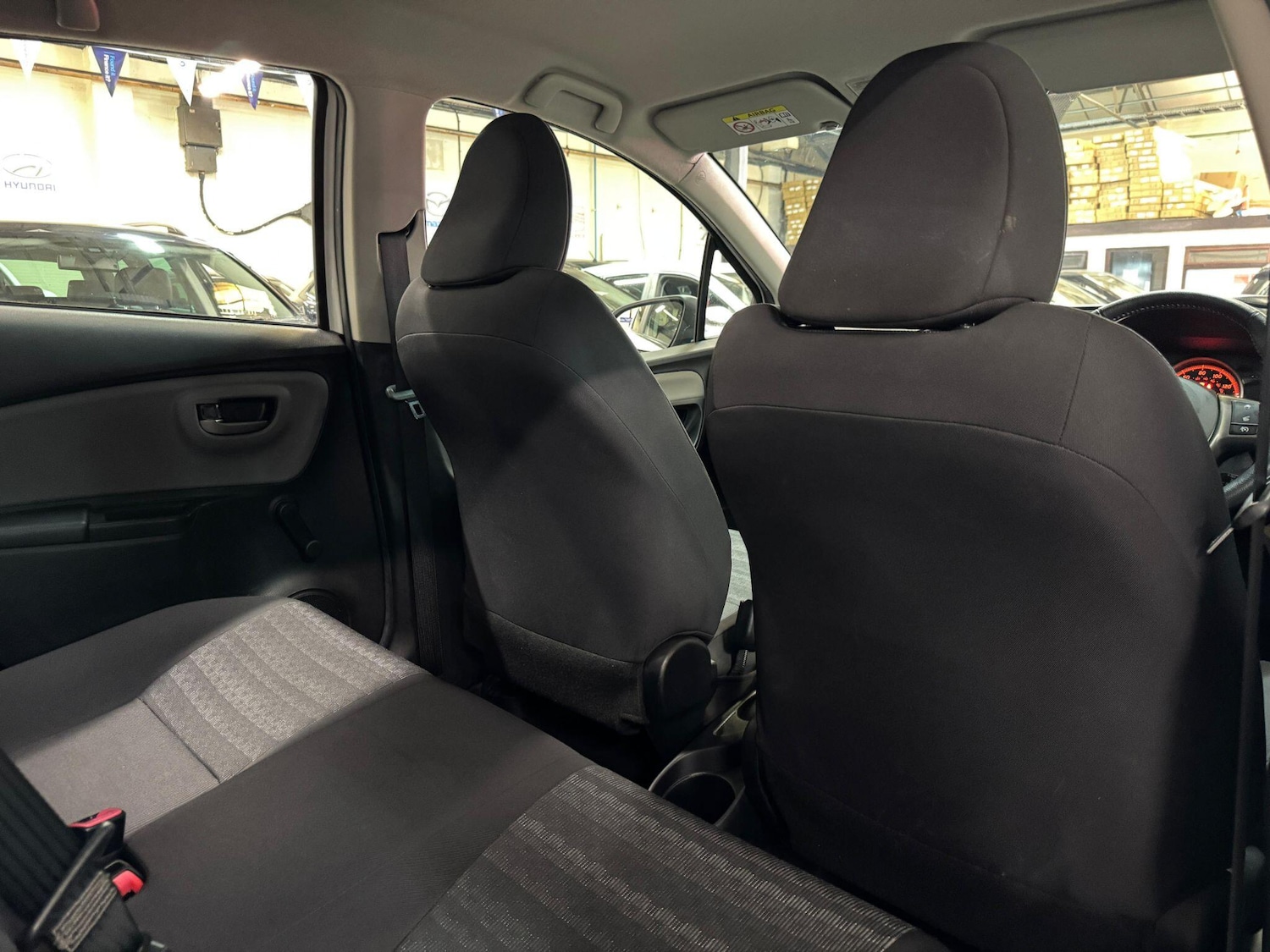 Used Toyota Yaris 2016 for sale - 76138731: Photo 20