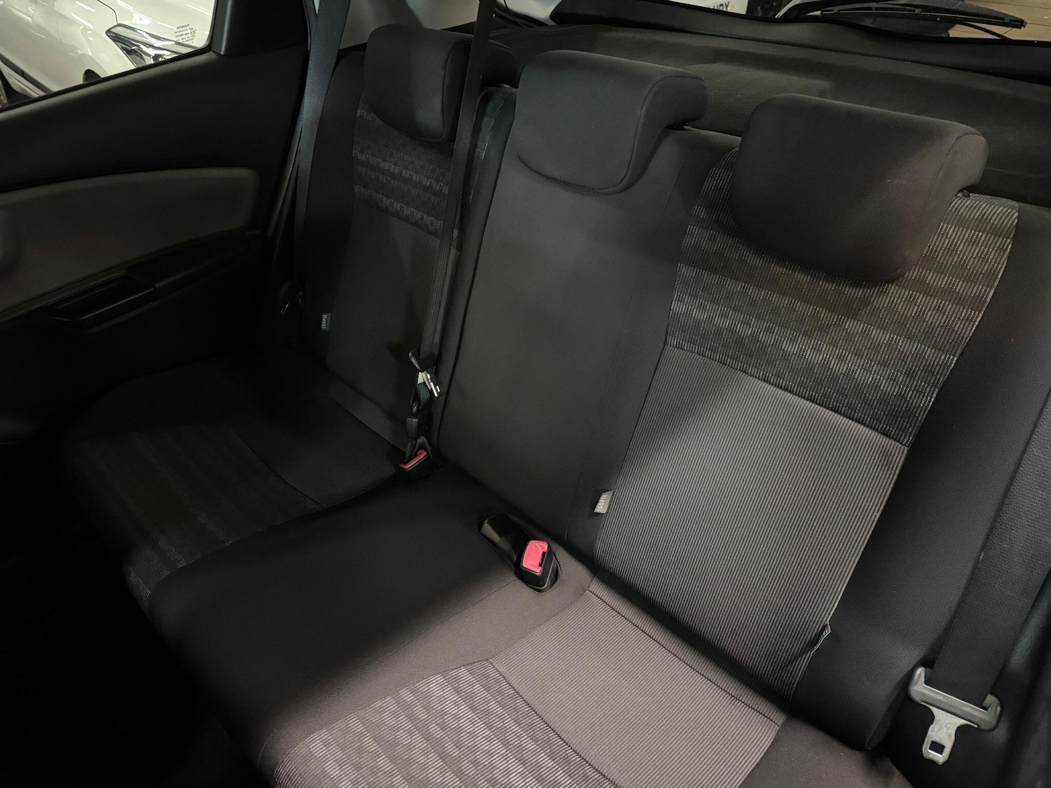 Used Toyota Yaris 2016 for sale - 76138731: Photo 24