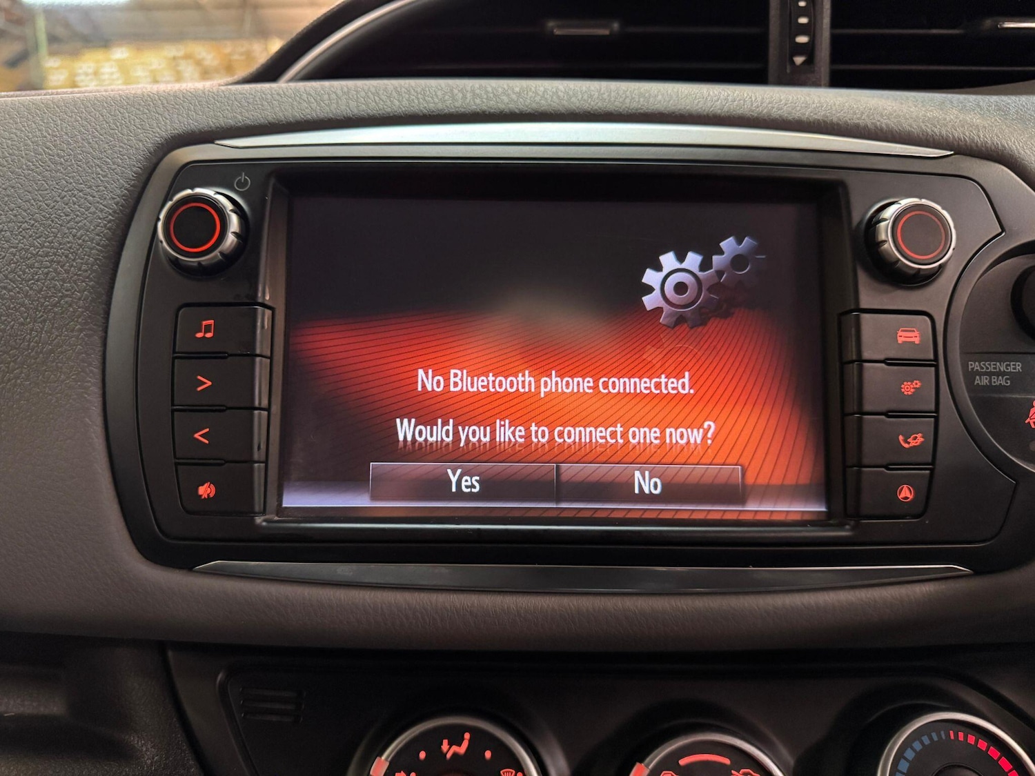 Used Toyota Yaris 2016 for sale - 76138731: Photo 34