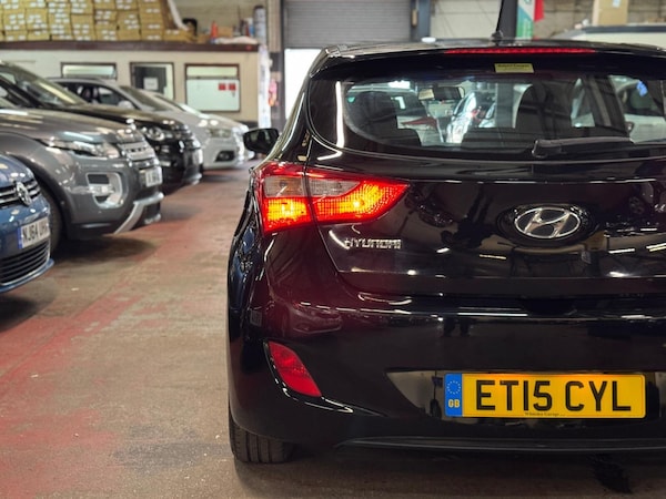 Used Hyundai i30 2015 for sale - 76189218: Photo 14
