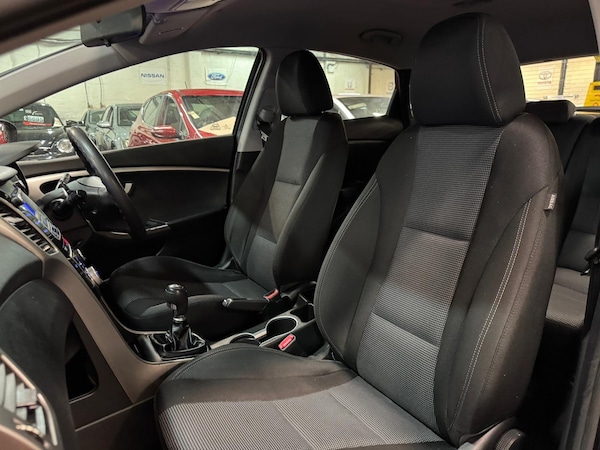 Used Hyundai i30 2015 for sale - 76189218: Photo 23