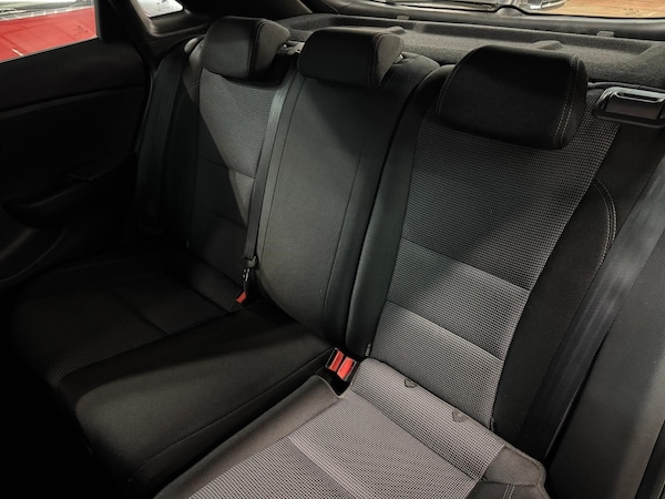 Used Hyundai i30 2015 for sale - 76189218: Photo 28