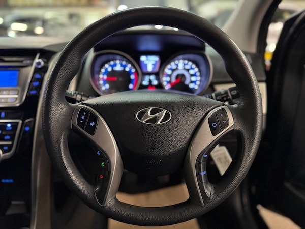 Used Hyundai i30 2015 for sale - 76189218: Photo 33